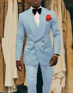 Hellblaue Prägung Herren-Hochzeits-Smoking Zweireiher Bräutigam-Smoking Mann-Blazer-Jacke Ausgezeichnete 2-teilige Anzüge (Jacke + Hose + Krawatte) 2064