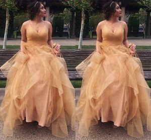 2020 Orange Tulle Pleated Ruffle Prom Quinceanera Klänningar Sequins Tulle Tiered Spaghetti Öppna Back Sweet 16 Dress Ball Gowns Party Evening