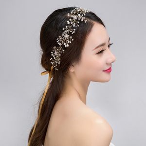 Carattere individuale alla moda Elegante sposa è impostata Ottieni il temperamento contratto a cerchio per capelli sta sciogliendo il regalo di gioielli a cintura per capelli