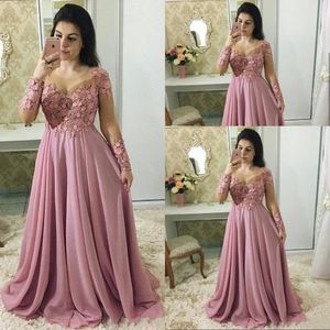 Novos vestidos rosa empoeirados de manga comprida mãe da noiva com decote em joia apliques de renda chiffon flores com miçangas festa à noite vestidos de convidados de casamento