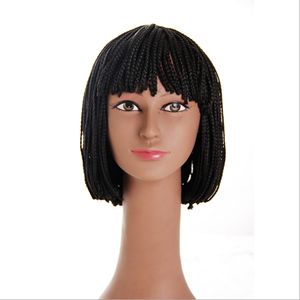 Partihandel Försäljningsuppfinnare 10Inch Flätad Box Braid Wig Värmebeständig syntetisk peruk med Bangs Korta Bob-peruker för svarta kvinnor