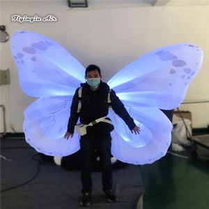 Parade Performance Beleuchtung aufblasbare Schmetterlingsflügel 2m LED -Kleidung Walking Blow Up Bunte Wings Kostüm für Konzertbühnenshow