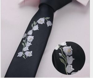 2019新しい狭い花の刺繍の結婚式のポリエステルネクタイファッション韓国版アクセサリーメンズネクタイ