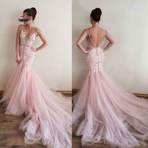 Blush Rosa Hi-Lo Lace Appliques Prom Dresses Sheer Spaghetti Strap Mermaid Vestido de Novia Pagant Party Gowns Sexig Deep V-Back Boho Dress