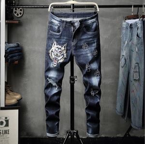 Neue Designer-Herren-Jeans, schmale, lässige Luxus-Jeans, modische Tiger-Stickerei, schmale Motorrad-Biker-Denim-Hose