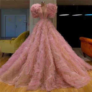 Wielowarstwowe Różowe Buffy Prom Dresses z koralikami Cekiny Tulle Turecki Islamski Szata De Soiree V Neck Red Dywan Suknie Wieczór