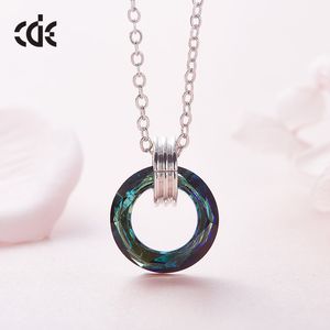 Mode- och amerikanskt halsband med Swarovski Crystal Circle Necklace