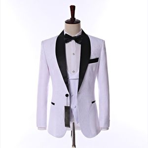 Ultimo design Side Vent One Button White Paisley Smoking dello sposo Scialle Risvolto Groomsmen Mens Wedding Party Suit (Jacket + Pants + Vest + Tie) K16