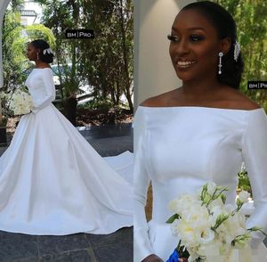 Simple Satin Wedding Dresses Long Sleeves 2020 Newest Bateau Neckline Custom Made Wedding Bridal Ball Gown Vestido de novia Custom Made