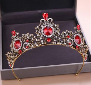 Nytt Europa och Amerika Vintage Crown Bridal Crown Hair Accessoarer Bröllopshuvudkonjunktur