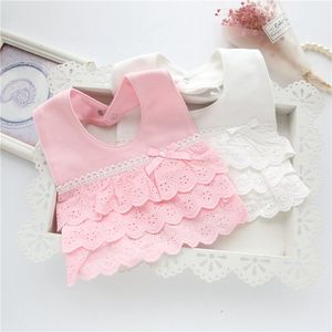 Baby Bibs Girls Cotton Newborn Princess Lace Bow Bibs Cute Burp Cloth Infant Saliva Towels Baby Feeding Supplies