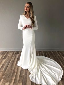 2020 تمتد كريب ميرميد فستان الزفاف المتواضع مع الأكمام طويلة الخامس الرقبة سستة الظهر بسيط LDS أثواب الزفاف متواضعة الأكمام كاملة مخصص