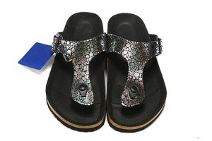 Известный бренд мужские плоские сандалии Женские летние пляжные туфли для отдыха пряжка удобные высококачественные тапочки из натуральной кожи с оригинальной обувью