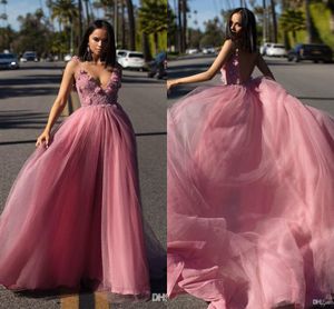 새로운 패션 섹시한 핑크 V 넥 댄스 파티 드레스 페르시 레이스 3D 손수 만든 꽃 등이없는 층 길이 이브닝 가운 정장 드레스 vestidos 드 갈라