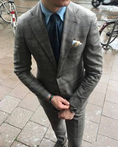 Neue beliebte zwei Knöpfe grau kariert Bräutigam Smoking Kerbe Revers Slim Fit Trauzeugen Hochzeit Männer Partyanzüge (Jacke + Hose + Krawatte) Nr.: 2139