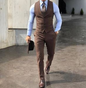 Moda Formalne męskie pasuje do dwóch sztuk (kamizelki + spodnie) pana młodego noszenia smokingów Slim Fit Custom Made Wysokiej jakości Blazer Odzież