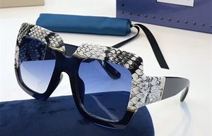 Wholesale-Sunglasses Luxury Women Designer Square Summer Style 0484 snake skin frame Top Quality UV Protection Mixed Color with case