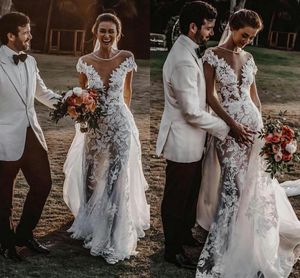 Floral Lace Romantic Wedding Dresses Illusion 2020 Bohemian Jewel Neck Overskirts Bridal Gown Mermaid Short Sleeve Robes De Mariee AL6234