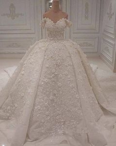 Bezaubernde Ballkleid-Hochzeitskleider, schulterfrei, mit Perlen besetzt, 3D-Spitze-Brautkleider in Übergröße, Dubai-Araber, luxuriöses formelles Hochzeitskleid