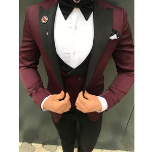 Красивый One Button Groomsmen Пик нагрудные Groom Tuxedos Мужские костюмы Свадебные / выпускной вечер / ужин Шафер Blazer (куртка + штаны + Tie + Vest) W135