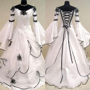 Gelinlik Uzun Bell Sleeves toptan satış-Uzun Bell Kollu ile Rönesans Siyah Ve Beyaz Vintage Gelinlik Gotik vestidos de Novia Celtic Gelinlik