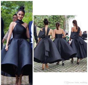 2019 Czarny Elegancki Druhna Sukienka Tanie Halter Satynowy Ogród Arabski Formalny Wedding Party Guest Maid of Honor Gown Plus Size Custom Made