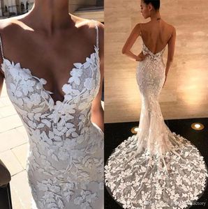 2019 Spaghetti Straps Lace Mermaid Wedding Dresses Appliqued Backless Vintage Bridal Gowns Chapel Train African Wedding Gowns