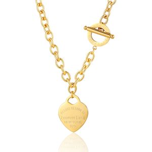 Classic Carve Forever Love Collana con ciondolo a cuore per donna Collana in acciaio al titanio color oro Collana con collare per gioielli Regalo per amante