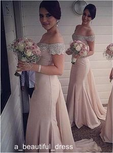 Champagne billiga brudtärna klänningar under 50 sjöjungfrun från axeln Chiffon Beaded Long Wedding Party Dresses Bridesmaid Dress Bridesmaids