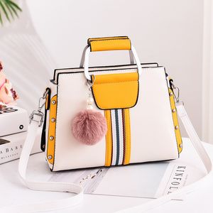 2019 new shoulder handsbag diagonal shoulder bag Wester portable bag messenger bag