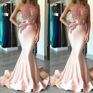 Sexig Illusion Aftonklänningar Lace Appliques Sequins Pink Mermaid Long Sheer Backless Formal Party Prom-kappor