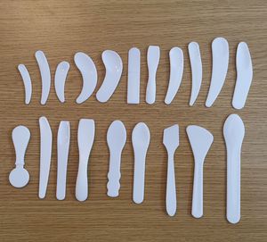 Mini Plastic Spoons Máscara Facial Vara DIY Máscaras Creme spatula multi design de plástico descartáveis ​​cosméticos Ferramentas Multi Purpose