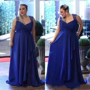 Royal Blue Plus Size Abiti da damigella d'onore Chiffon A-line Lungo pavimento Lunghezza Abiti da damigella d'onore Matrimoni semplici Abito da festa per gli ospiti