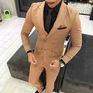 Brand New Double Breasted Light Brown Groom Tuxedos Peak Lapel Mężczyźni Garnitury Ślub / Prom / Kolacja Best Man Blazer (kurtka + spodnie + krawat) W329