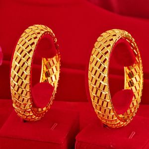 2 Pieces Wholesale Womens Wedding Bangle Dubai 18K Yellow Gold Filled Classic Lady Hollow Bracelet Bridal Charm Jewelry Gift Drop Shipping