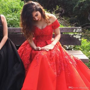 Cheap New Arrival Red Evening A Line Off Shoulder Lace Applique Tulle Court Train Tiered Elegant Prom Dresses Vestidos De Fiesta pplique