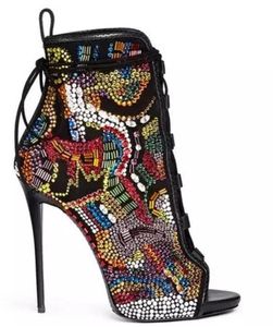 Vendita calda-2019 nuove donne stivali stivaletti con borchie di strass mujer barche stivali peep toe donne tacco sottile diamante stivali tacchi alti