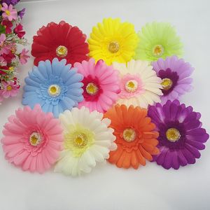 Simulazione pastorale Gerbera Fiori Cappello Decorazione Testa di fiore Festival di nozze Con fiori WY1345