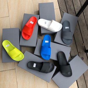 2020 hot Designer brand Men Women Beach Slide Sandals Slippers Mens slip-on designer sandals mens causal Flip Flop