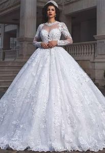 Neuankömmling Luxus-Hochzeitskleid mit Juwel-Ausschnitt, abgestuftem Tüll, langen Ärmeln, Perlen, Kristallen, Sweep-Zug, rückenfreie Brautkleider