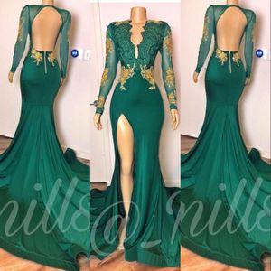 Yeni seksi avcı yeşil deniz kızı balo elbiseleri v boyun uzun kollu altın dantel aplikeler kristal boncuk yan bölünmüş süpürme tren parti gece elbiseleri 403