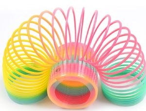Magic Rainbow Springs Slinky Toy Classic Nowość Kolorowa Rainbow Toy Party Favor, prezent dla dzieci-8.7 * 9 cm