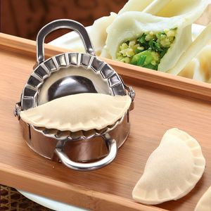 Nya miljövänliga konditorivaror 304 Rostfritt stål Dumpling Maker Wrapa Dough Cutter Pie Ravioli Dumpling Mögel Köksartiklar