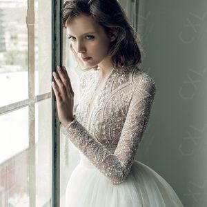 Skromne Koronkowe Suknie Ślubne 2020 Długie Rękawy Tulle Aplikacja Zroszony Sweep Pociąg Wedding Suknie Ślubne