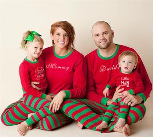 Familj Jul Pyjamas Nyår Familj Matchning Sleepwear Outfits Mother Father Kids Kläder Stripe Printed Pajamas 2pcs Set Xmas Nighty