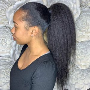 22-calowy regulowany pasek Długie kręcone Yaki Ponytail Hairpiece dla Kobiet z Grzebień Ludzki Włosy Pony Tail False Hair Extension 120g Kinky Prosto