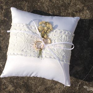 Elegant Wedding Ring Pillow Cushion with Lace Country Style Marriage Creative Suppliers Decoration High Quality BS8856