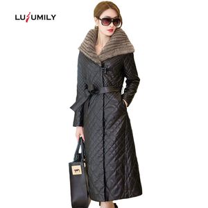 女性のダウンパーカー冬のレザージャケットの女性のコートの毛皮の襟のプラスサイズ5xlブラックコート女性防水ロングパーカーソフトPUジャック