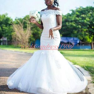 Elegant Bateau Neck Applique Mermaid Wedding Dresses Sheer Tulle 2020 Nigerian Lace Bridal Gown Plus Size Train South African Bride Dress