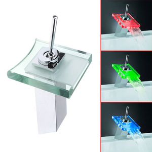 1 Stück RGB LED LICHT GLAS WASSERFALL WASSERHAHN KÜCHE BECKEN BADEZIMMER Deck montiert Waschbecken WASCHBECKEN MISCHBAHN